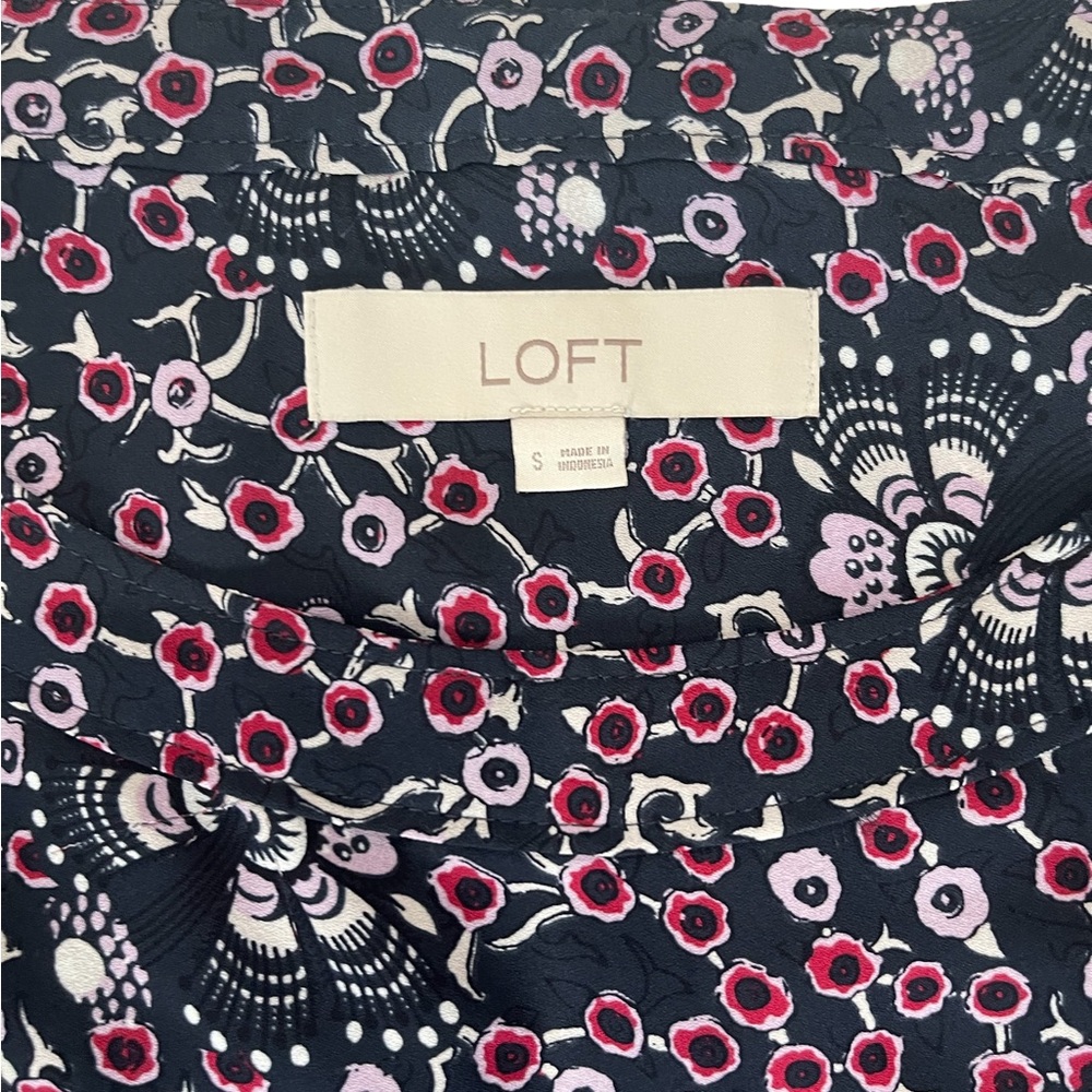 Loft Lightweight Pull Over Drawstring Waist - image 6